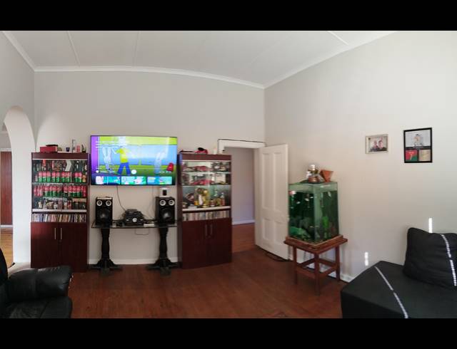 3 BEDROOM FREESTANDING FOR SALE IN UITENHAGE CENTRAL